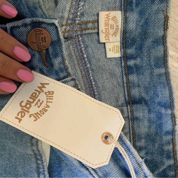 NWT Wrangler x Billabong Bell Bottom Flare Straight Crop Patchwork Jeans Size 28 - Picture 11 of 11